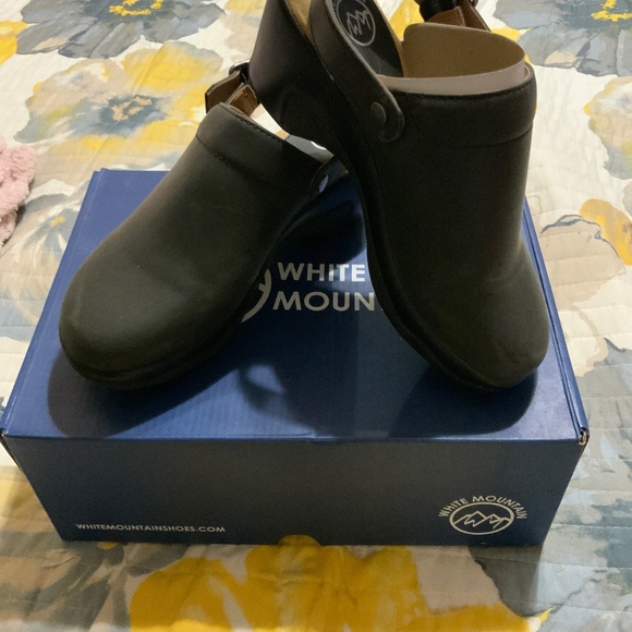 White Mountain sling back heeled clog - Picture 1 of 5